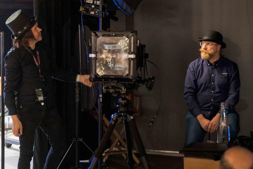 Portrett med analog storformat